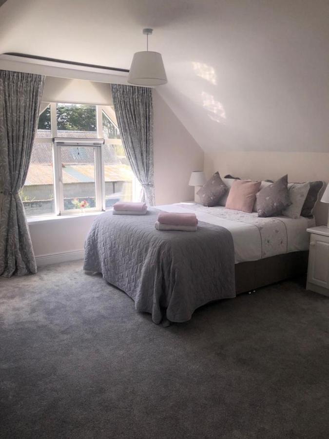 Foxborough Bnb Droichead an Chaisleáin エクステリア 写真